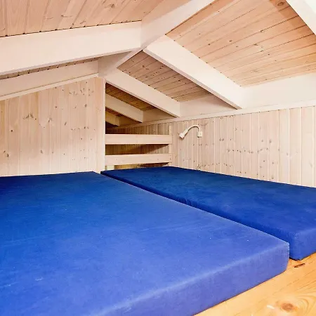Three-bedroom Holiday In 22 * Ebeltoft