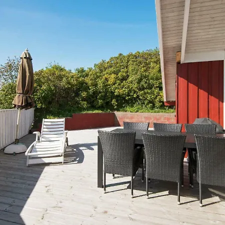 Three-bedroom Holiday In 22 Ebeltoft